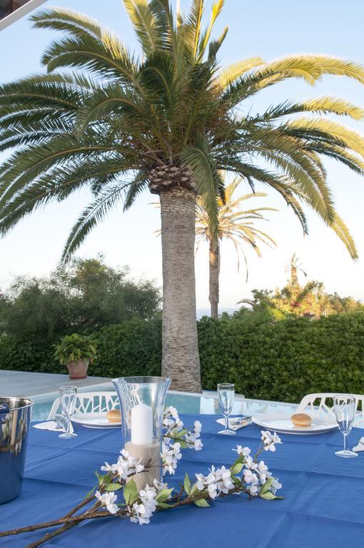 Casa Damienne Villa Porto Cristo Eksteriør billede